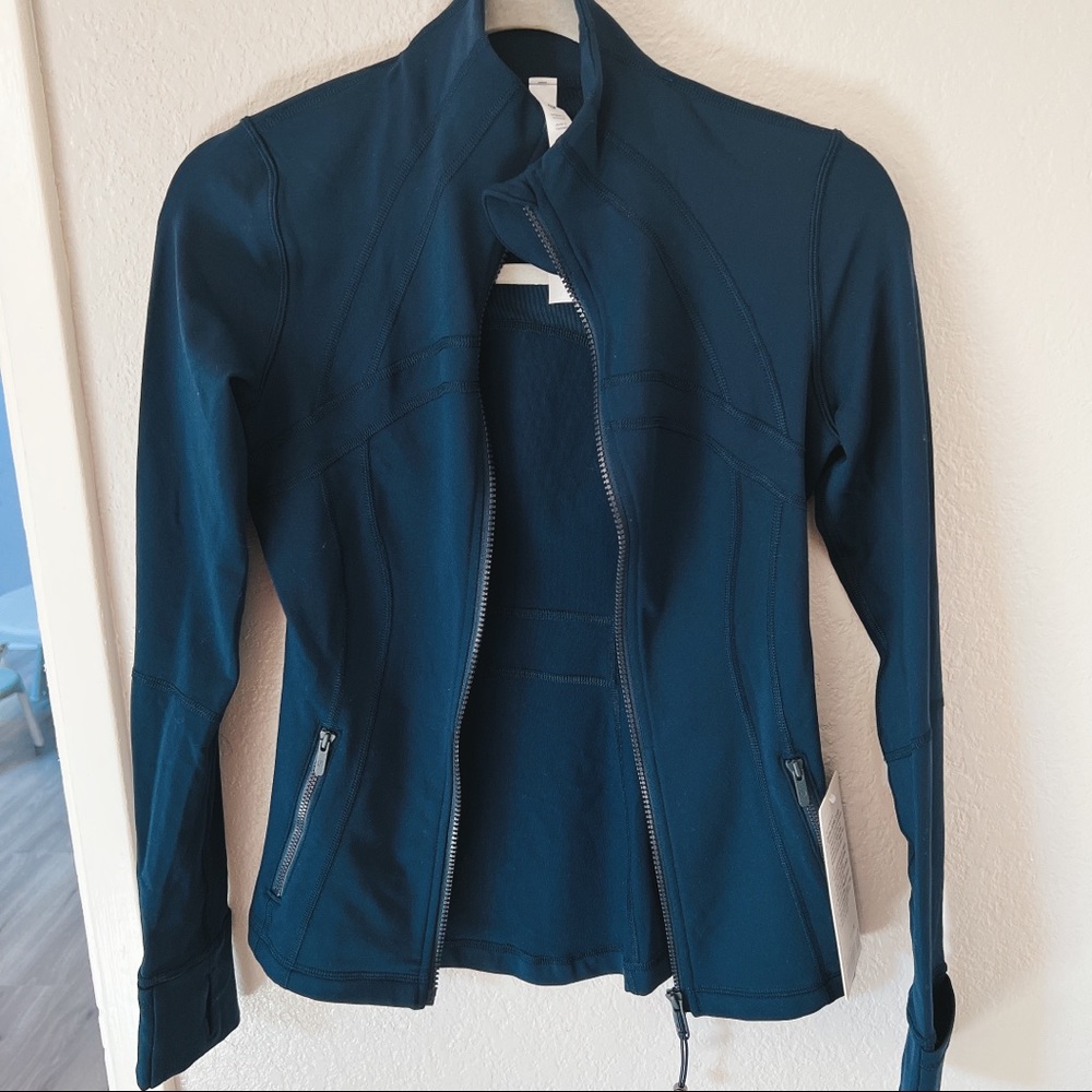 NWT Lululemon Define Jacket size 4